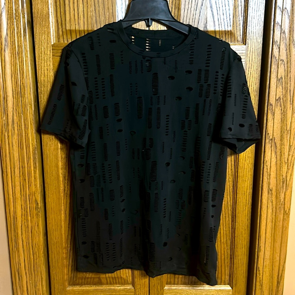 Men’s SHEIN Black Ripped T-Shirt - Small
